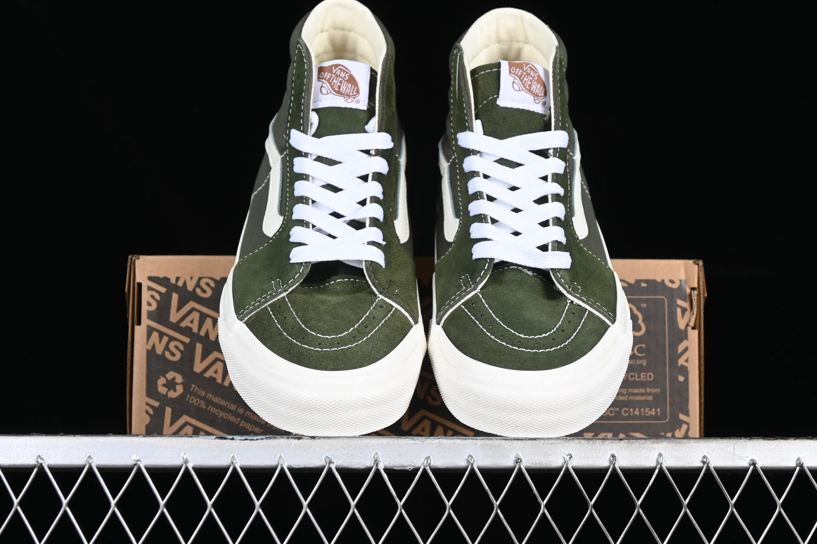 All categories Vans Vans series Vans Hi Vans high-top Vans SK8-Hi VR3 olive green Vans official Anaheim high-end branch high-top casual sneakers VN0005UN50K